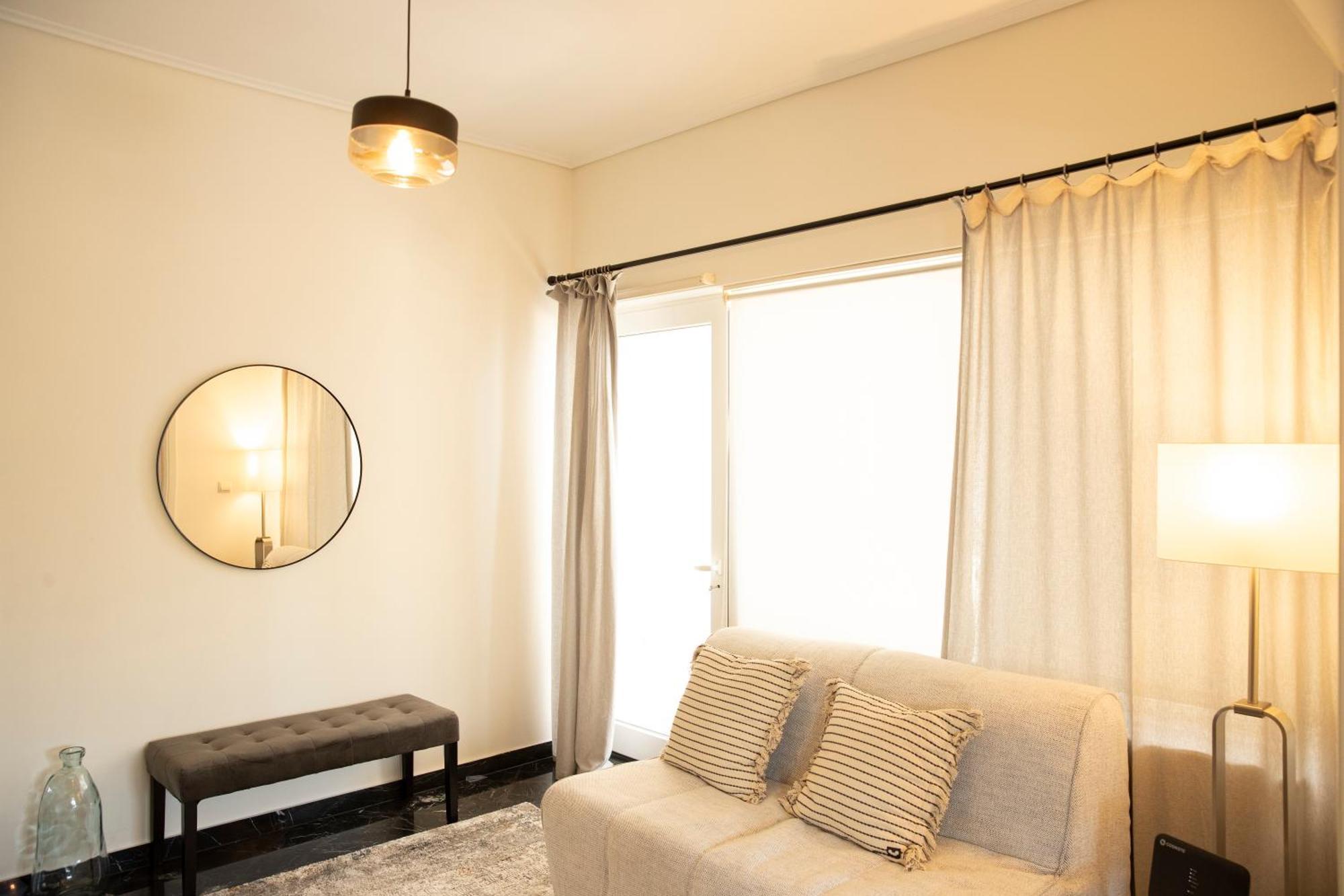 Spacious Glyfada Golf 4Br -Near Beach + Shops Atenas Exterior foto